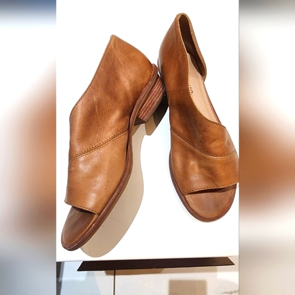 Lucky brand tan sandals - Picture 5 of 5